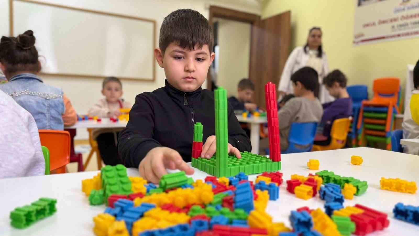 Fatih’te Çocuk Durakları yeni eğitim yılına başladı