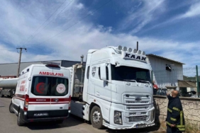 Kocaeli’de kamyonun damperi elektrik tellerine çarptı: Sürücü ağır yaralandı