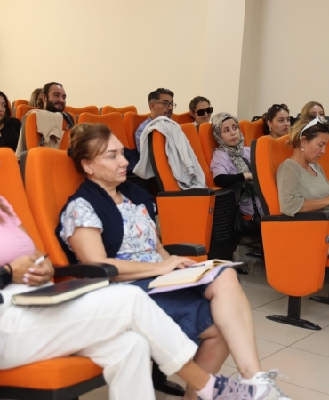 KO-MEK’ten gazetecilere "Etkili Sosyal Medya Kullanımı" eğitimi