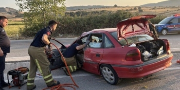 Tek taraflı trafik kazasında 4 kişi yaralandı