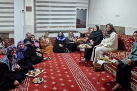 Aileler "Mum dibini ışıtır" projesi kapsamında buluştu