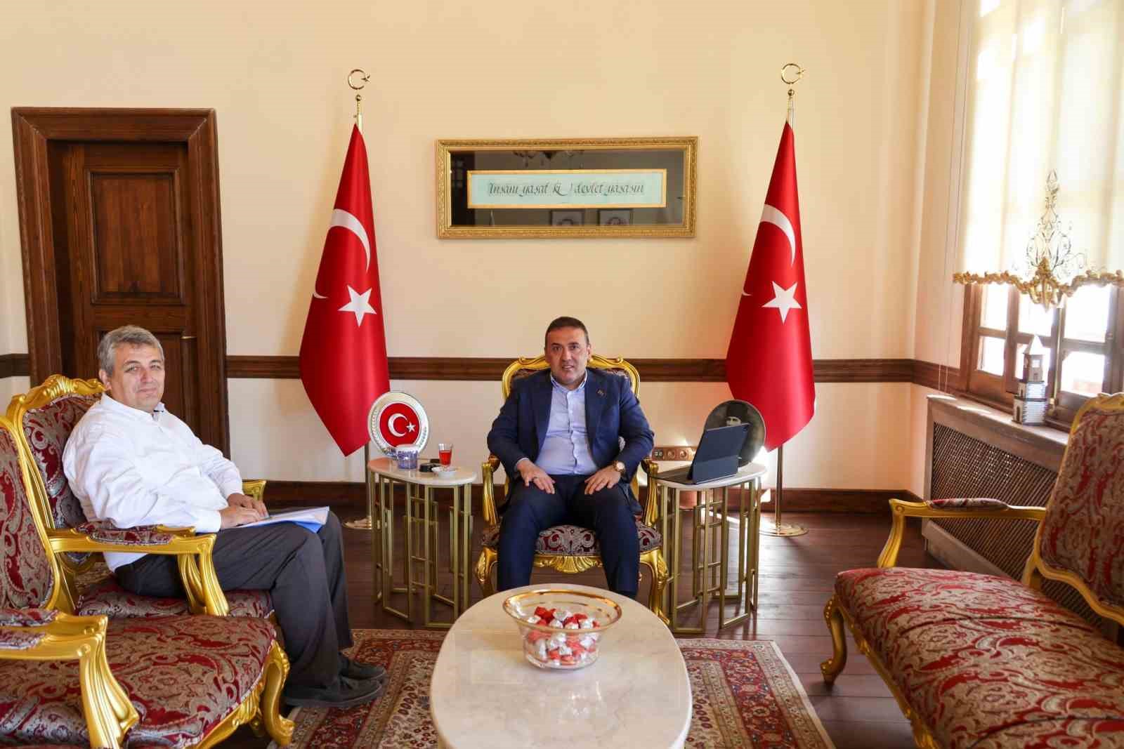 Bilecik’te yöresel ürünler ve çevre sorunları masaya yatırıldı