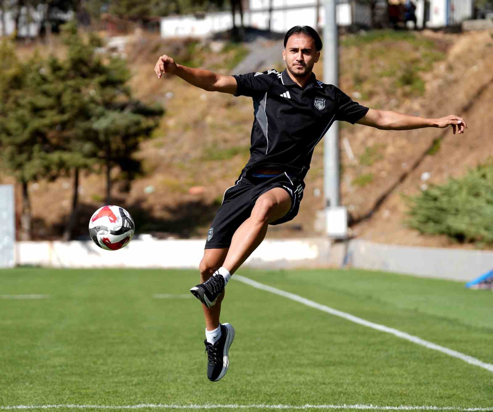 Yiğit Fidan: "Fenerbahçe’ye en iyi şekilde dönmeyi hedefliyorum"