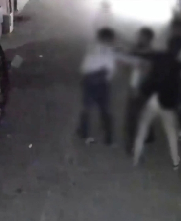 Döve döve bayılttılar, araya giren kızları da darbettiler