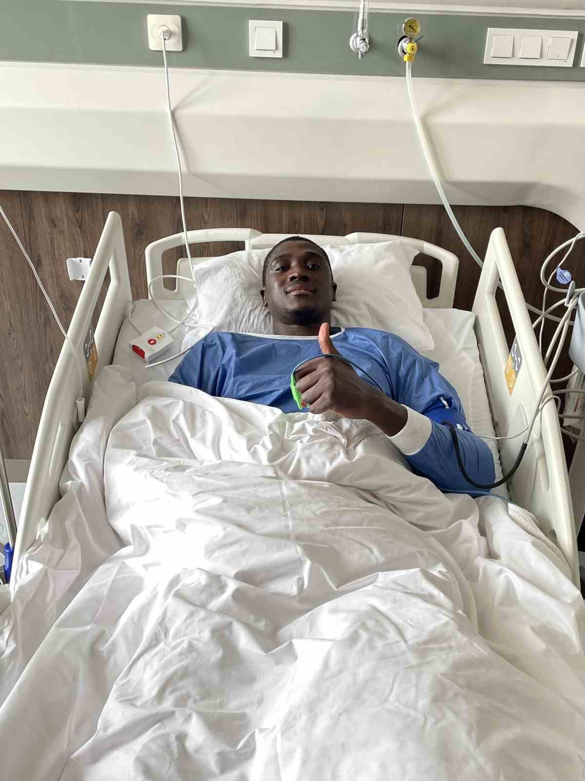 Fenerbahçe’de Jilson Bango ameliyat oldu