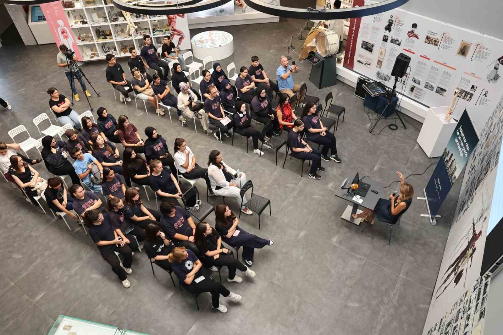 Sınav kaygısı olan öğrencilere Nilüfer Belediyesi’nden destek