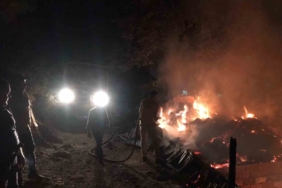 İvrindi’de hayvan damı yandı