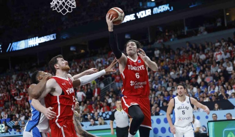 A Milli Erkek Basketbol Takımı, Avrupa şampiyonluğu için parkede