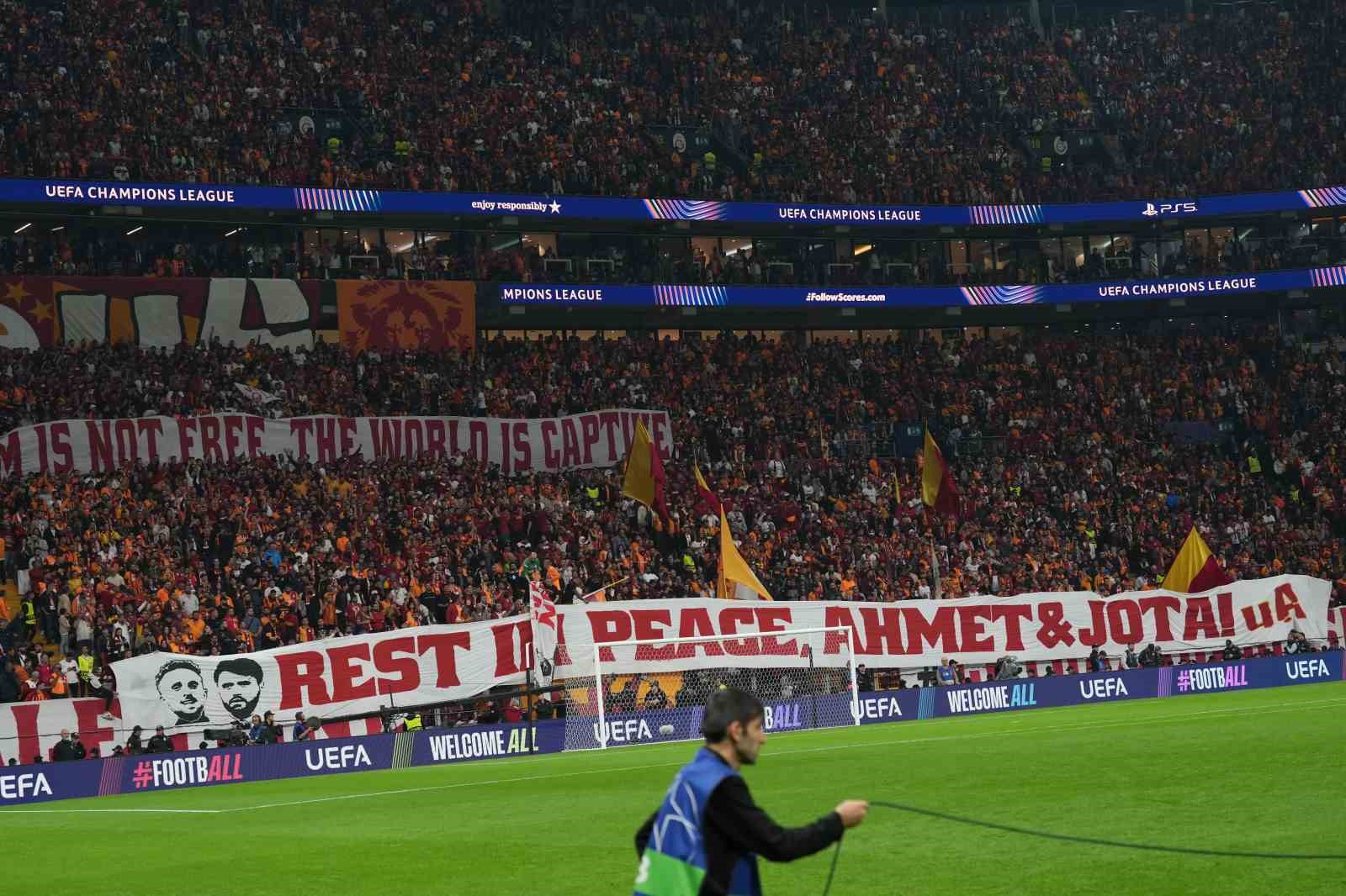 UEFA Şampiyonlar Ligi: Galatasaray: 1 - Liverpool: 0 (Maç devam ediyor)