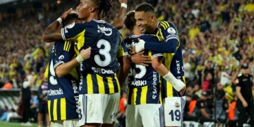 Fenerbahçe, Trabzonspor’u üst üste 4. maçta yendi