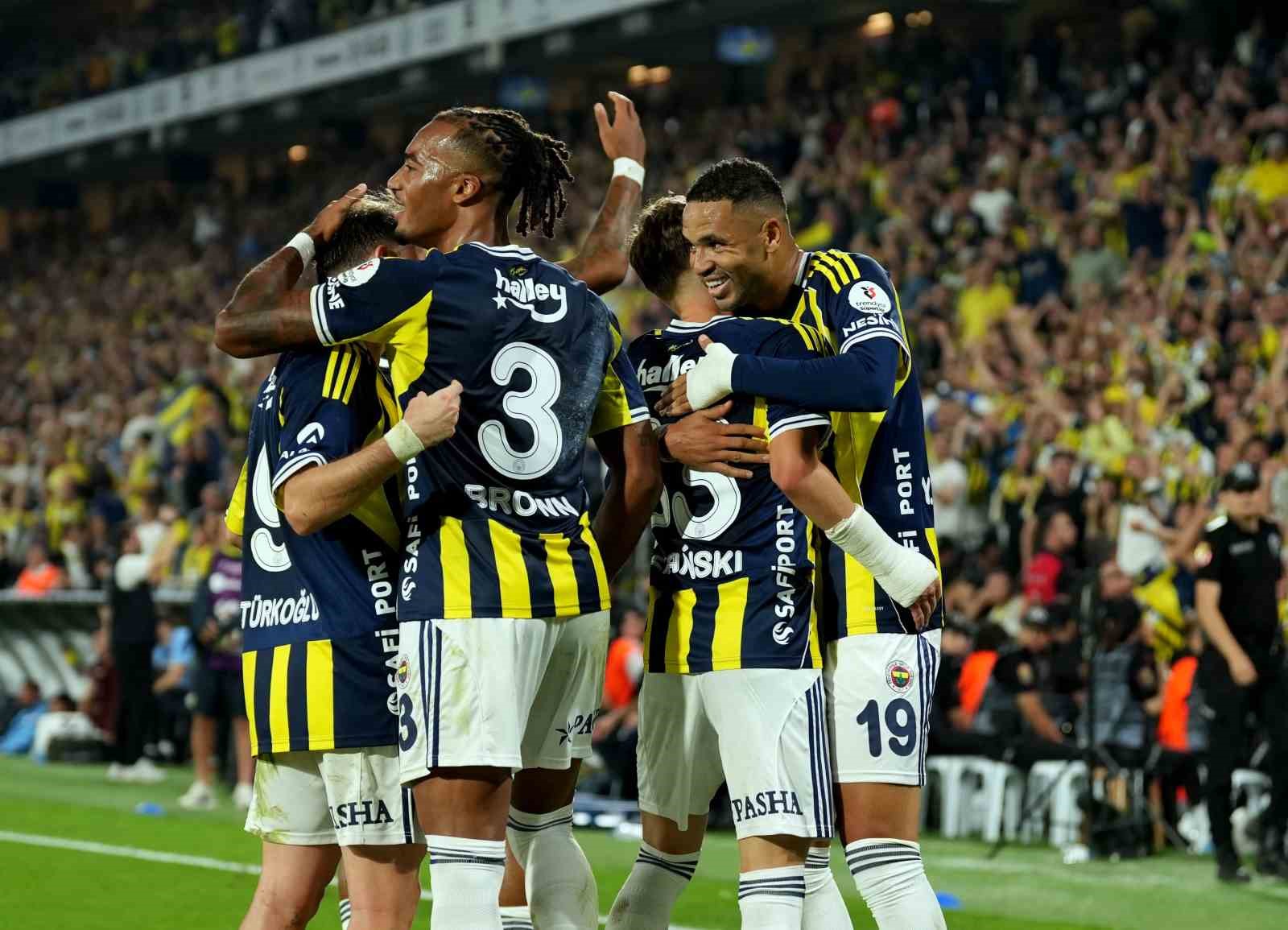 Fenerbahçe, Trabzonspor’u üst üste 4. maçta yendi