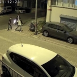 Esenyurt’ta 3 çocuğun silahlı şakası kameraya yansıdı