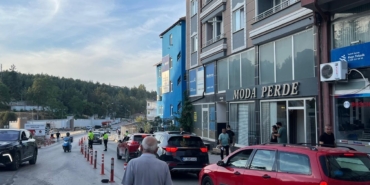 Hamsu Köprüsü’nde toprak kayması: Güvenlik önlemi alındı, trafik kapatıldı