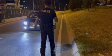 Edirne’de şok uygulama: Araçlar didik didik arandı