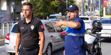 Gaziosmanpaşa’da zabıta ekipleri okul önlerinde görev başında