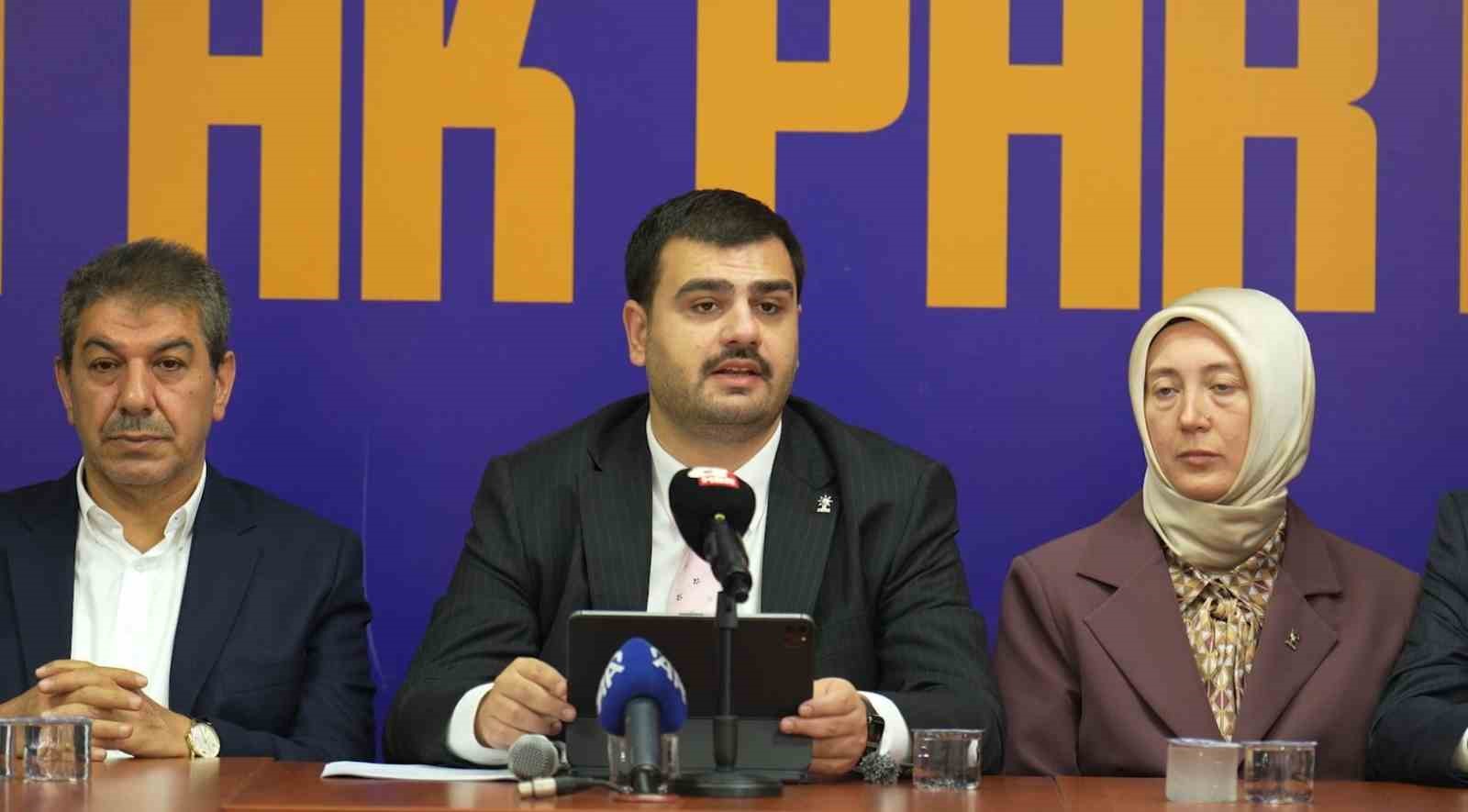 AK Parti Genel Sekreteri İnan: "İzmir’de bugün toplanmayan çöpleri, çöp dağlarını konuşuyoruz"