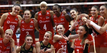 A Milli Kadın Voleybol Takımı, Dünya Şampiyonası’nda yarı final için sahada