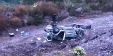 Kontrolden çıkan otomobil şarampole yuvarlandı