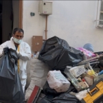 Çöp evde adım atacak yer bulunamadı