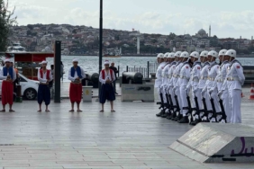 Preveze Deniz Zaferi’nin 487’ıncı yıldönümü 15 geminin Boğaz’dan geçişiyle kutlandı