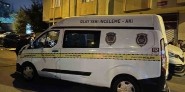 Bahçelievler’de husumetlisinin silahlı saldırısına uğrayan adam yaralandı