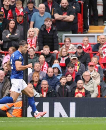 Merseyside derbisinde kazanan Liverpool