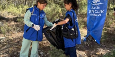 Bilecik’te Atatürk Ormanı’nda temizlik çalışması gerçekleştirildi