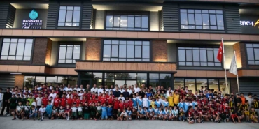 Başiskele’de spor kulüplerine malzeme desteği