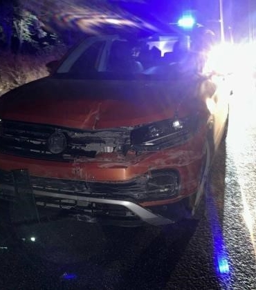 Bilecik’te kontrolden çıkan otomobil refüje çarptı, 1 kişi yaralandı