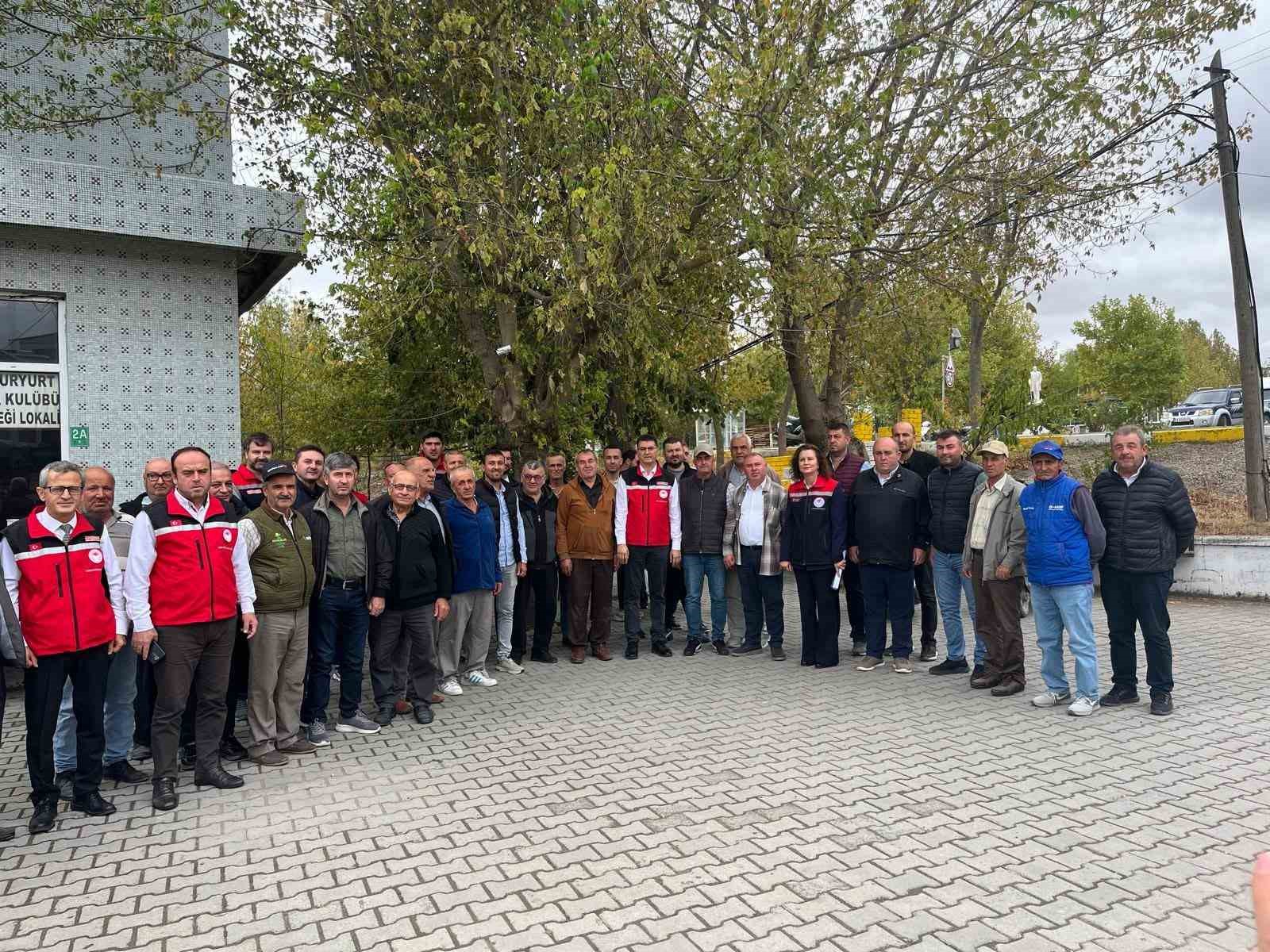 Saray’da çiftçilere yüzde 50 hibe destekli 750 kilogram kanola tohumu dağıtıldı