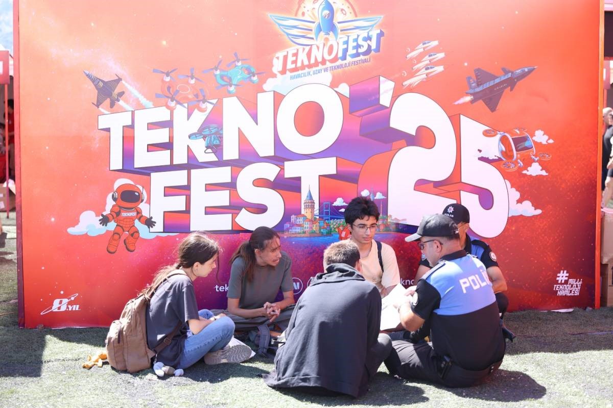 Emniyet personeli TEKNOFEST Gökçeada’da görev başında