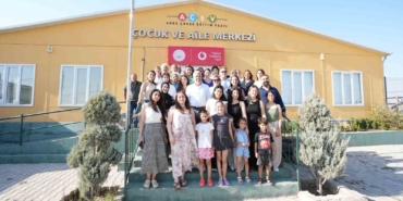 Vodafone Vakfı ve AÇEV, deprem bölgesinde binlerce hayata dokundu