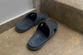 Terlik takasıyla hırsızlık: Eskiyi bıraktı, yeniyi götürdü