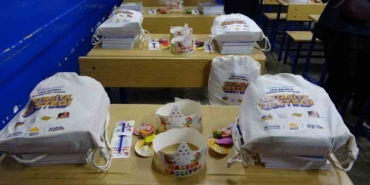 Sultanbeyli genelindeki okullarda 9 bin öğrenciye kırtasiye desteği dağıtıldı