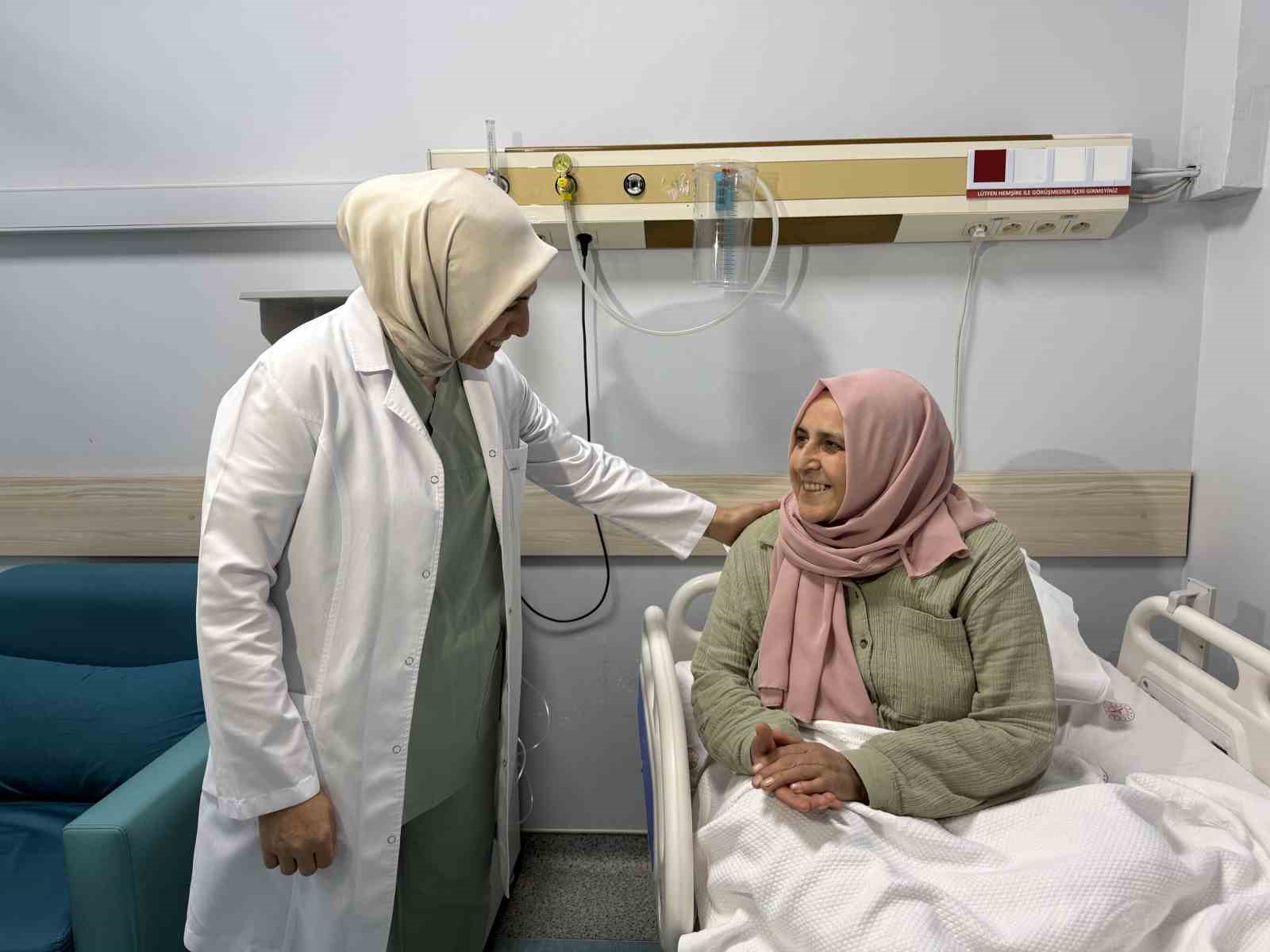 Şikayetlerini astıma bağladı, soluk borusunun yüzde 80’ini tıkayan kanserle konuşamaz hale geldi