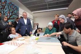 Gonca Engelsiz Yaşam Merkezi’ne övgü