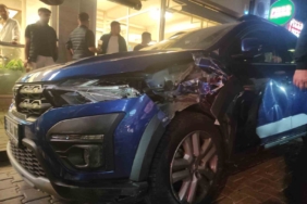 Tekirdağ’da 3 otomobil ve 2 motosikletin çarpıştığı kazada 2 kişi yaralandı