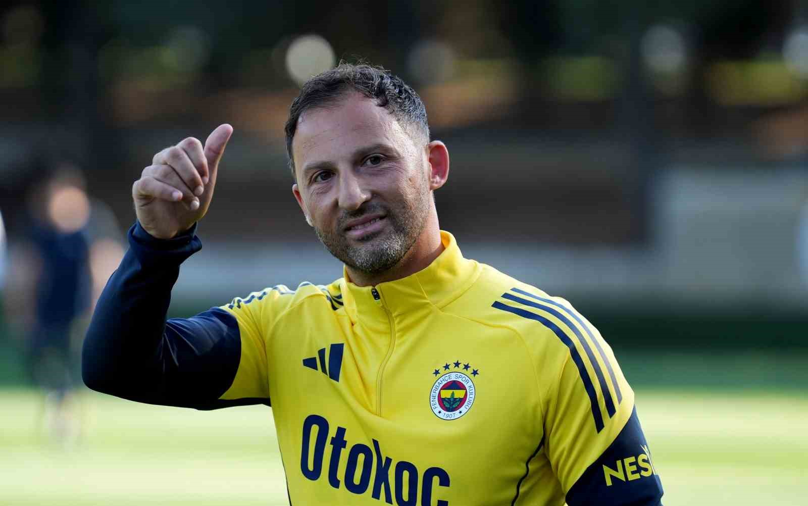 Tedesco, Fenerbahçe’nin başında ilk antrenmanına çıktı