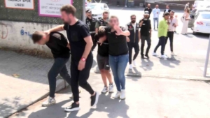 Kadıköy’de okul çevresinde denetim: 2 şüpheli gözaltına alındı