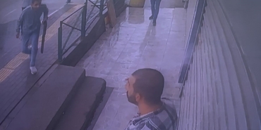 Pompalı tüfekle dehşet kamerada...Husumetlisini böyle vurdu