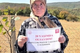 Tekirdağ’da huzurevi sakinlerinden gençlere pankartlı mesaj: "20 yaşımda olsaydım"