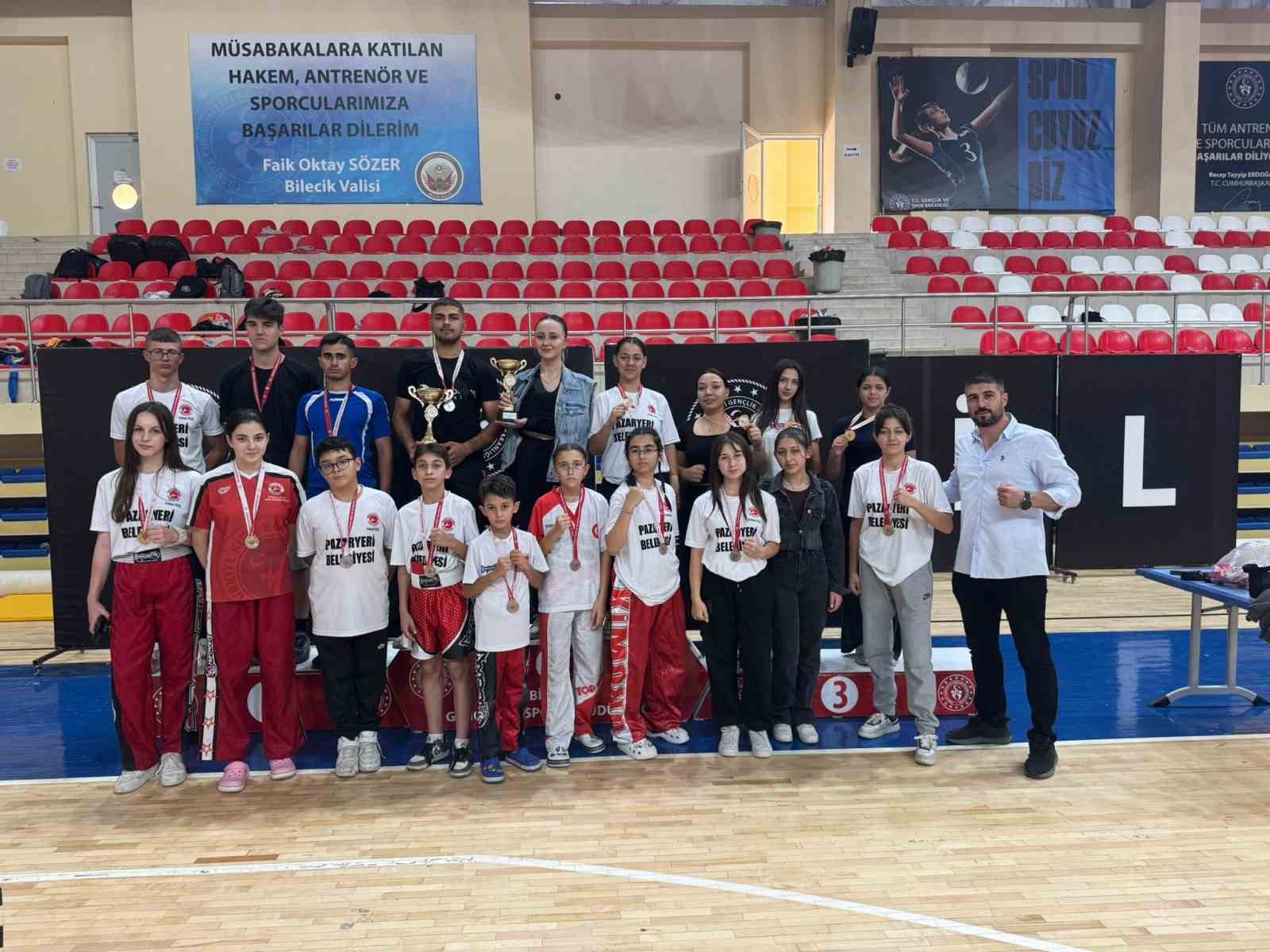 Bilecik’te kick boks rüzgarı esti