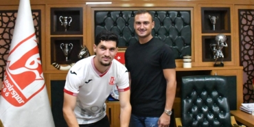Balıkesirspor transferde Ali Topçu ve Harun Toprak’a imza attırdı