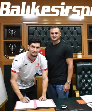 Balıkesirspor transferde Ali Topçu ve Harun Toprak’a imza attırdı
