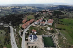 Site sakinlerine "yavru ayı" uyarısı