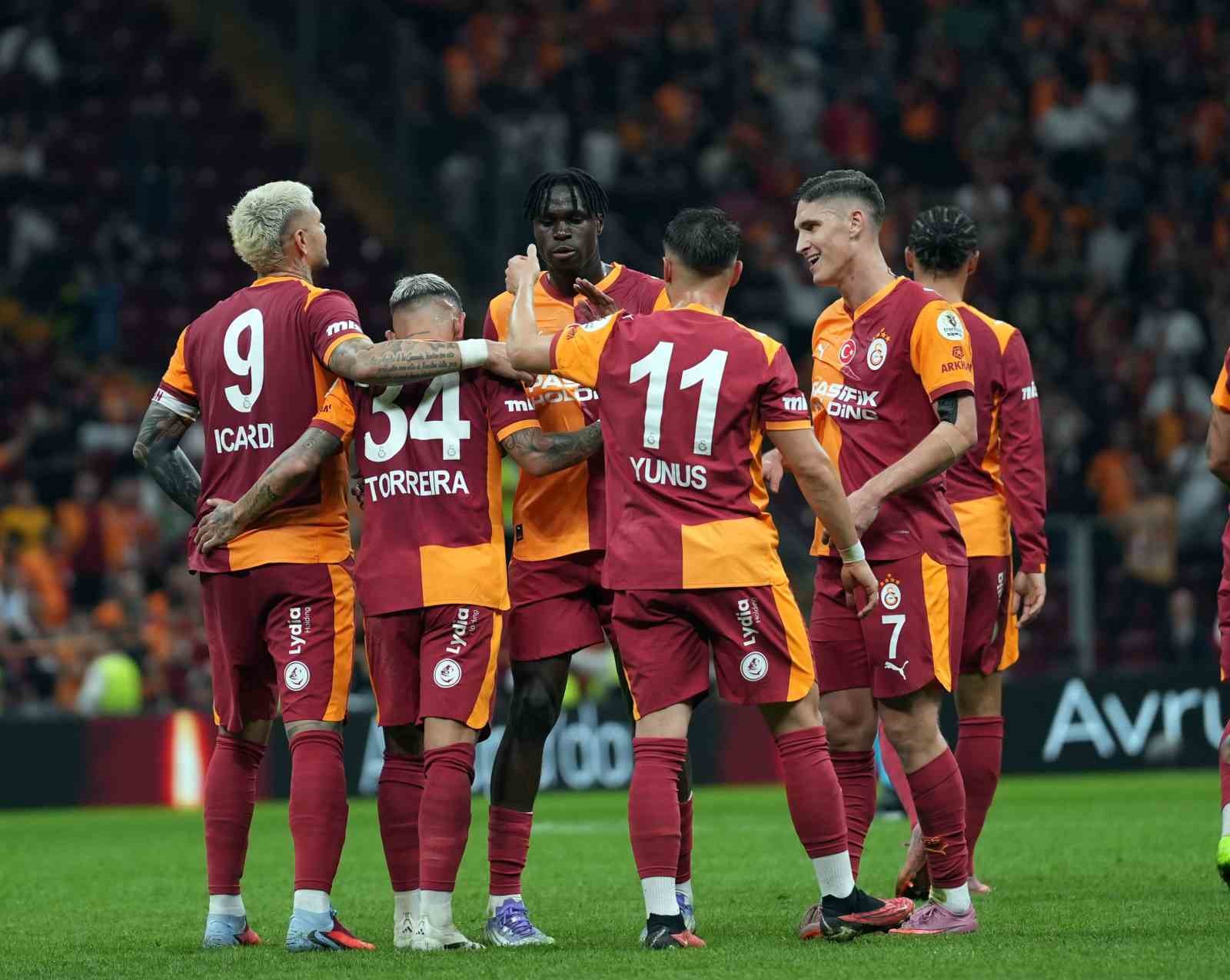 Galatasaray, Süper Lig’de 6 maçta 18 gol attı