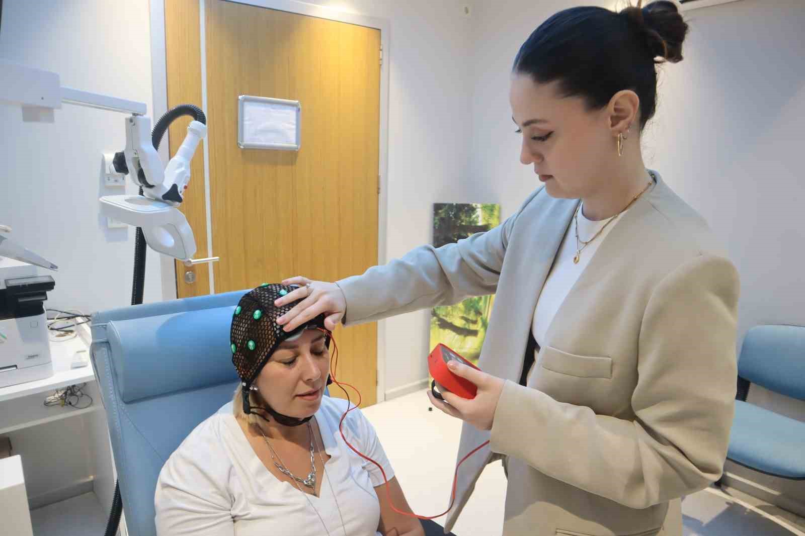 Psikoloji ve nöroloji hastalıklarının erken tanı ve tedavisinde teknoloji dönemi