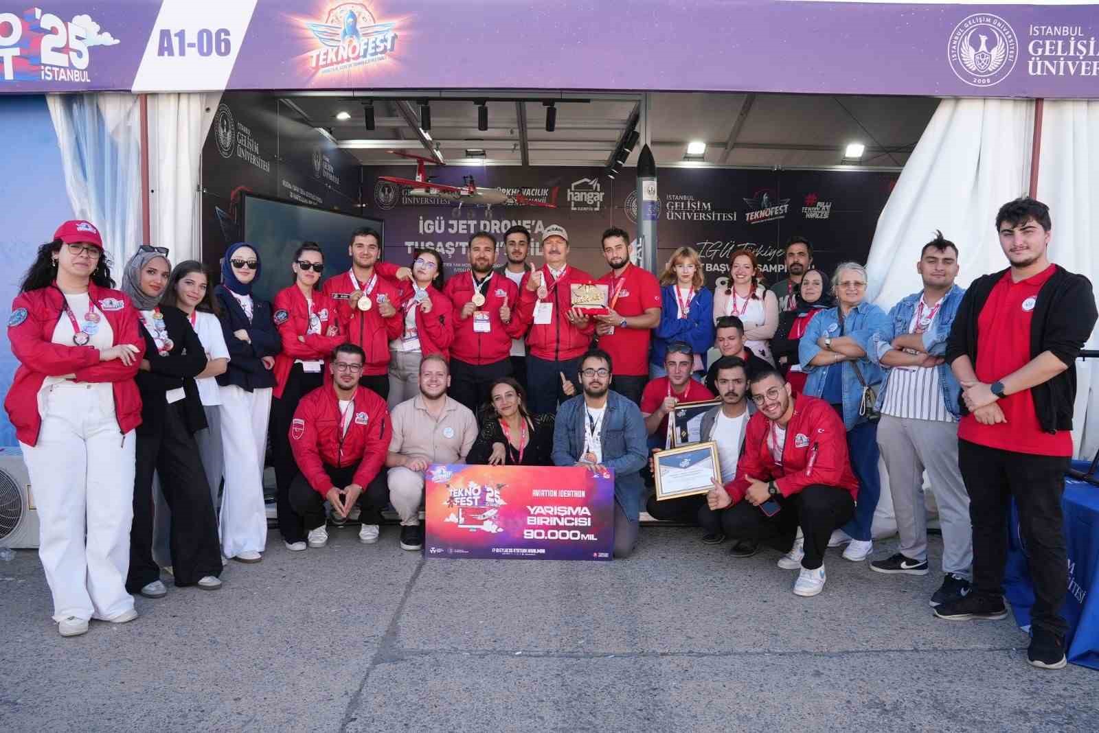 TEKNOFEST 2025’te İstanbul Gelişim Üniversitesi’nden büyük başarı