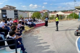 Bilecik’te miniklere trafikte bilinç eğitimi