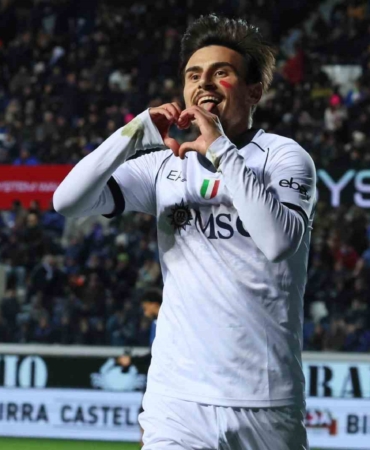 Eljif Elmas, Napoli’ye döndü